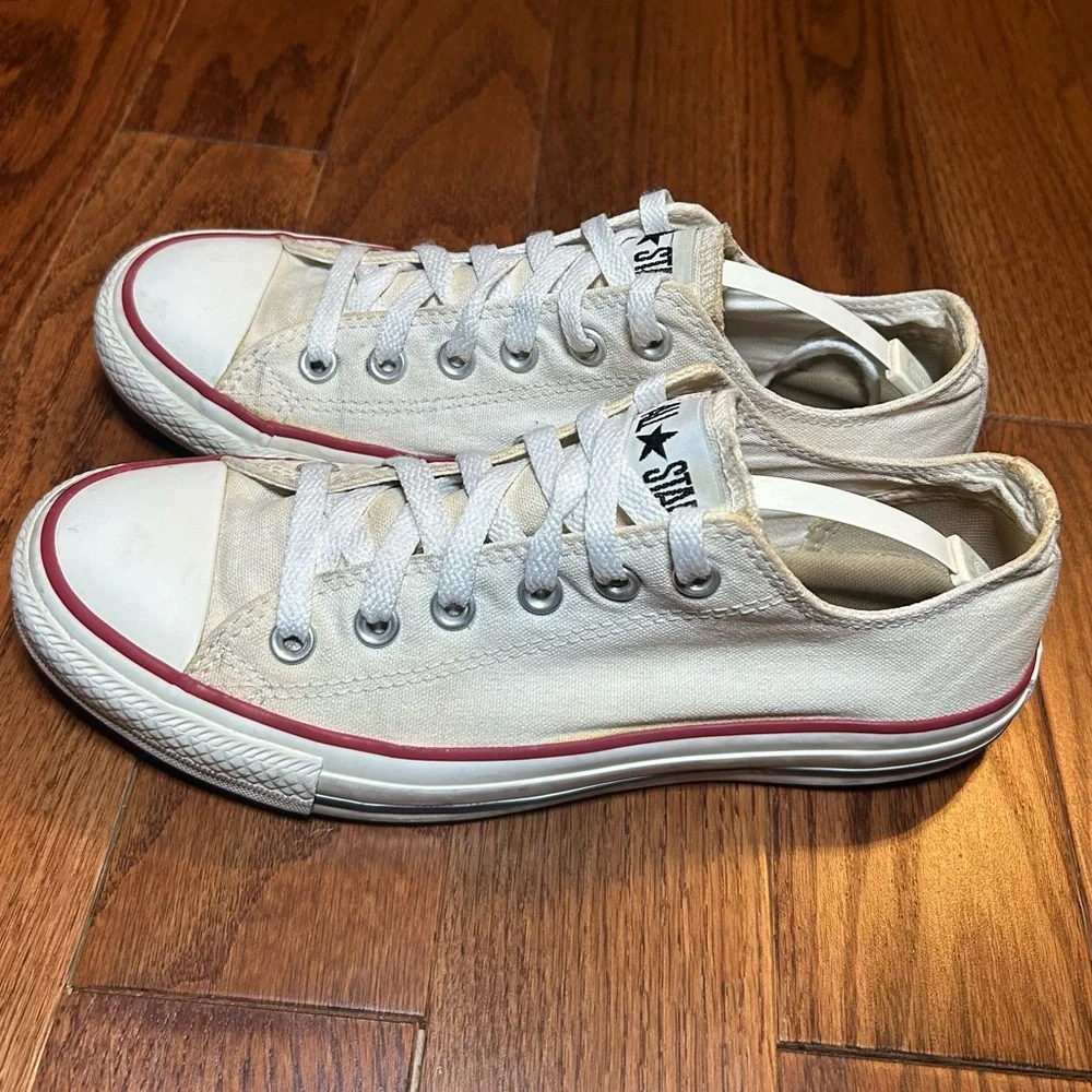 Converse Cream and Red Sneakers - Picture 4 of 7